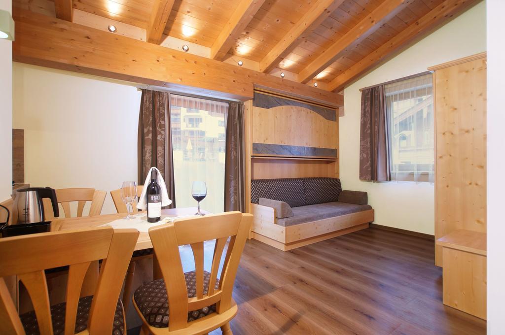 ホテル Haus Hinterトゥクス 部屋 写真