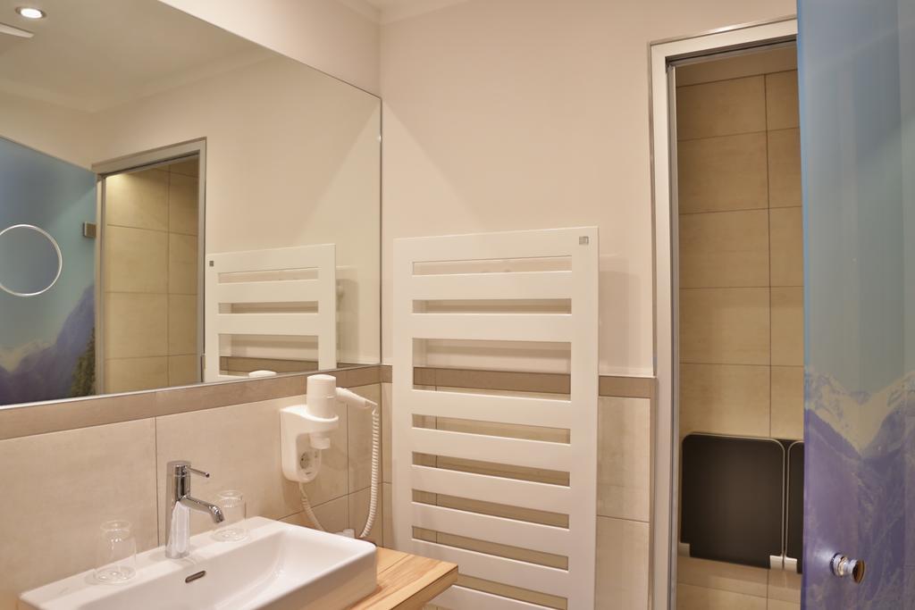 ホテル Haus Hinterトゥクス 部屋 写真
