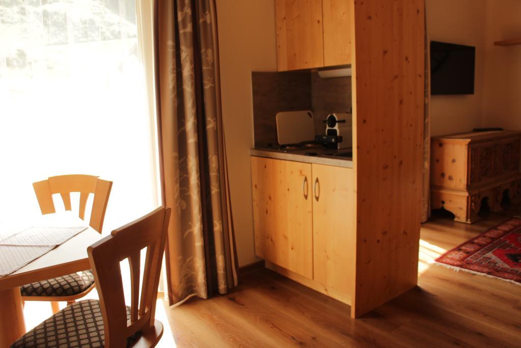 ホテル Haus Hinterトゥクス エクステリア 写真